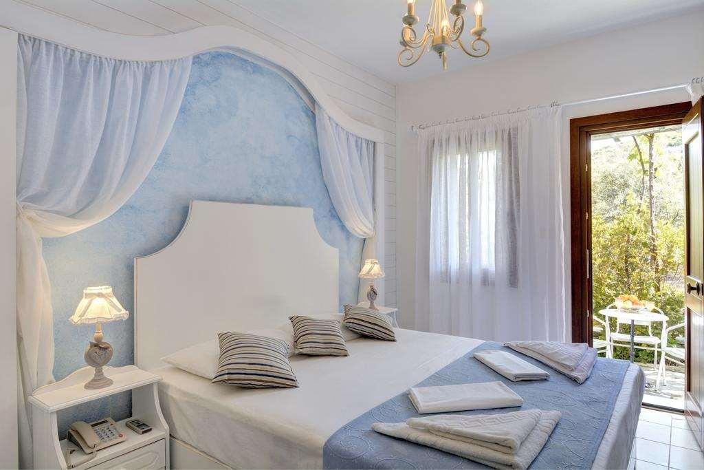 Hotel Agnadi - Horefto Kamer foto